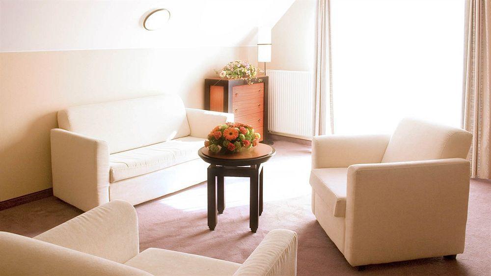Leba Hotel & Spa מראה חיצוני תמונה