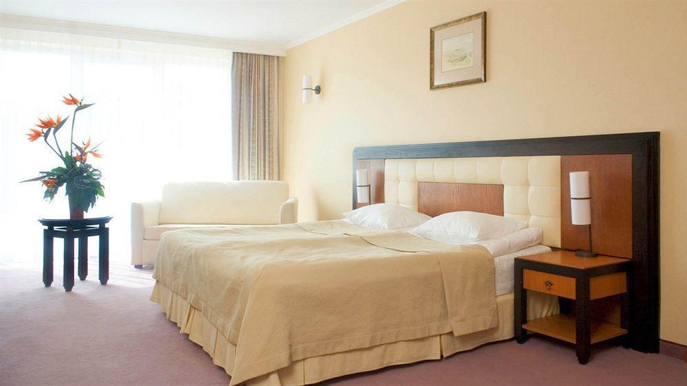 Leba Hotel & Spa מראה חיצוני תמונה