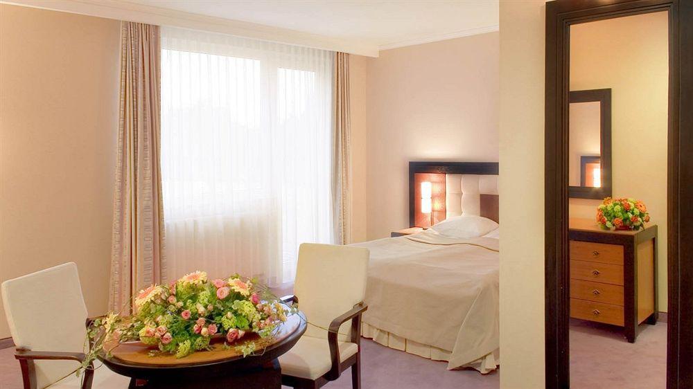 Leba Hotel & Spa מראה חיצוני תמונה
