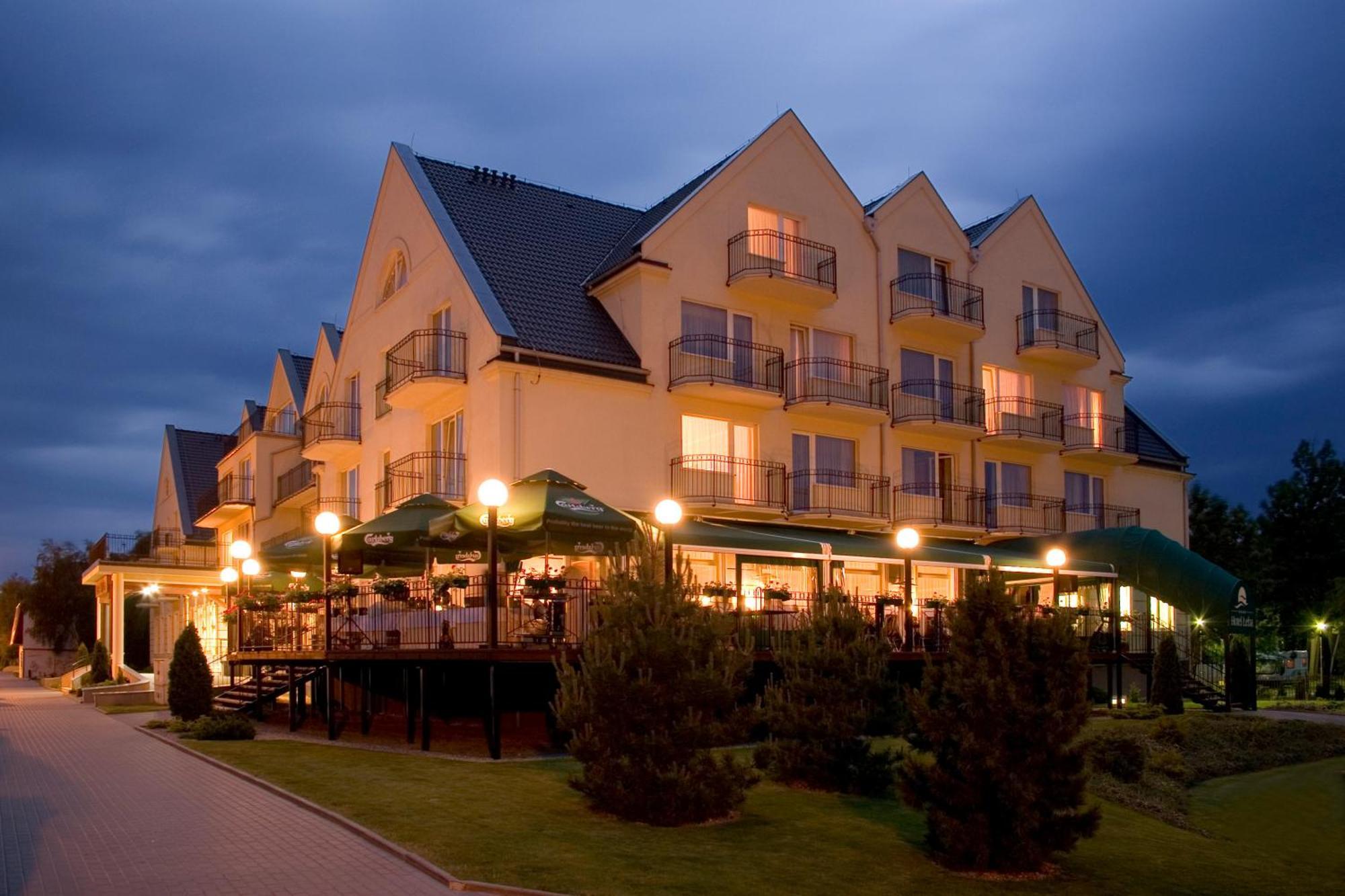 Leba Hotel & Spa מראה חיצוני תמונה
