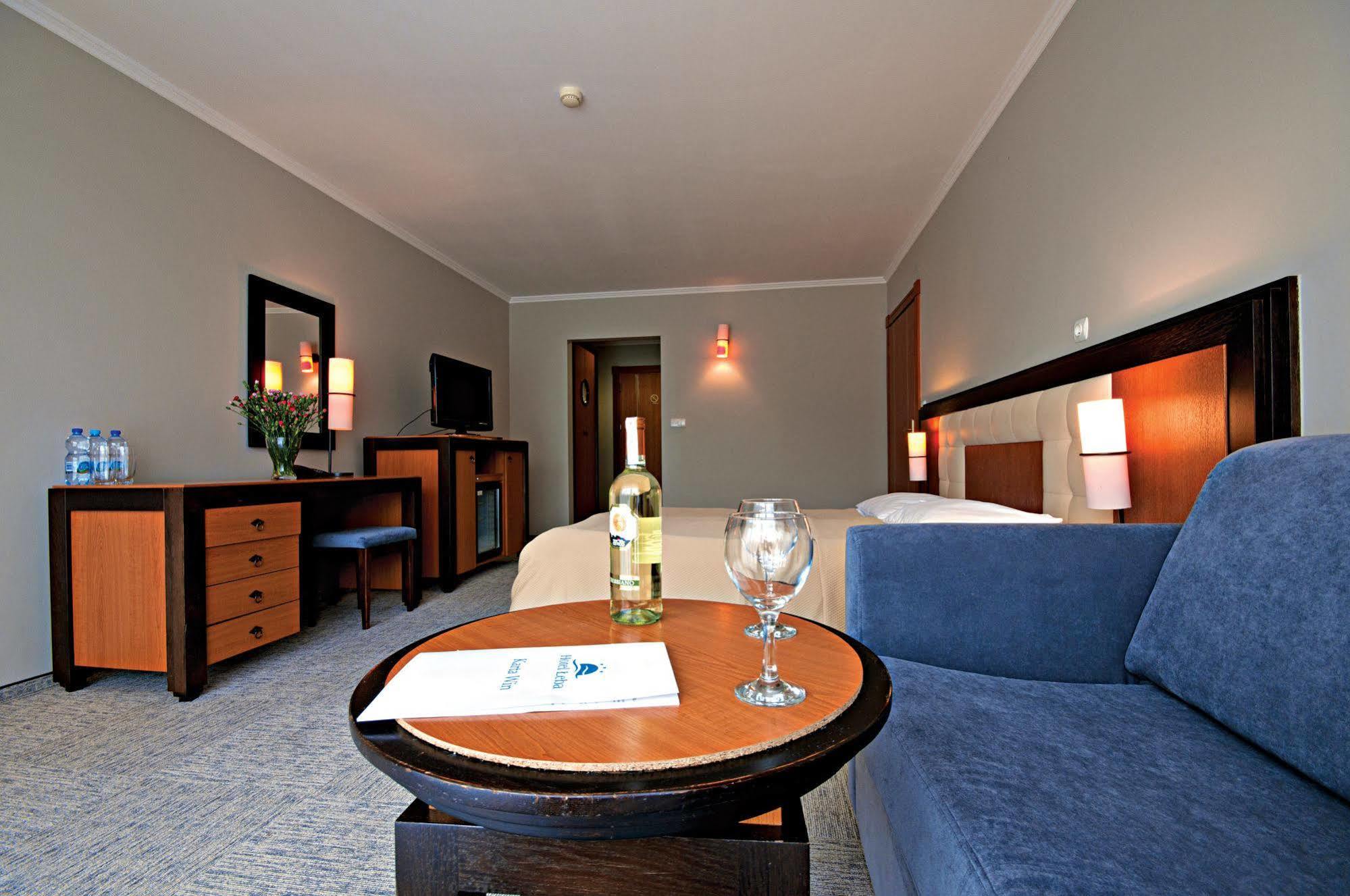 Leba Hotel & Spa מראה חיצוני תמונה
