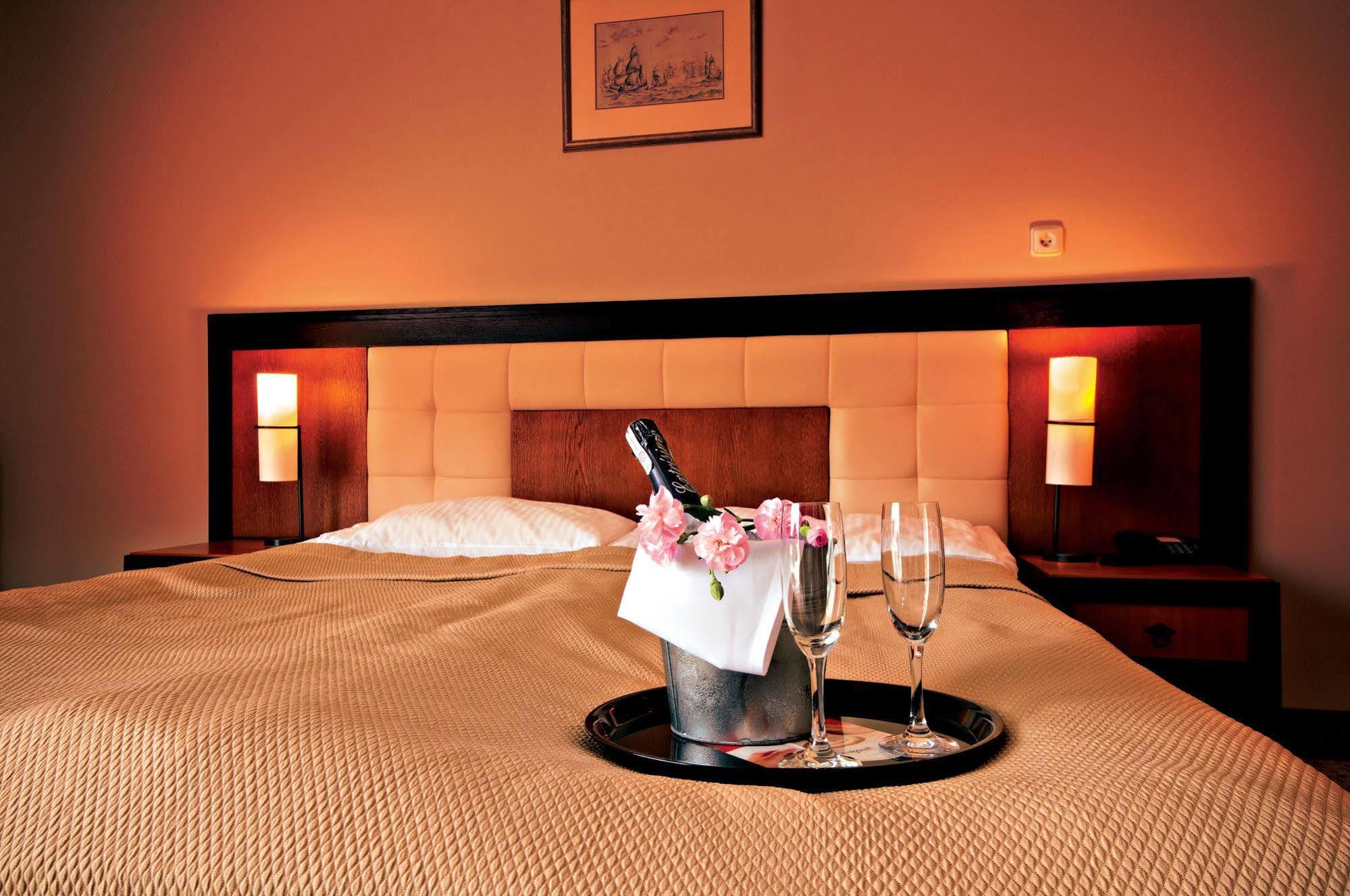 Leba Hotel & Spa מראה חיצוני תמונה