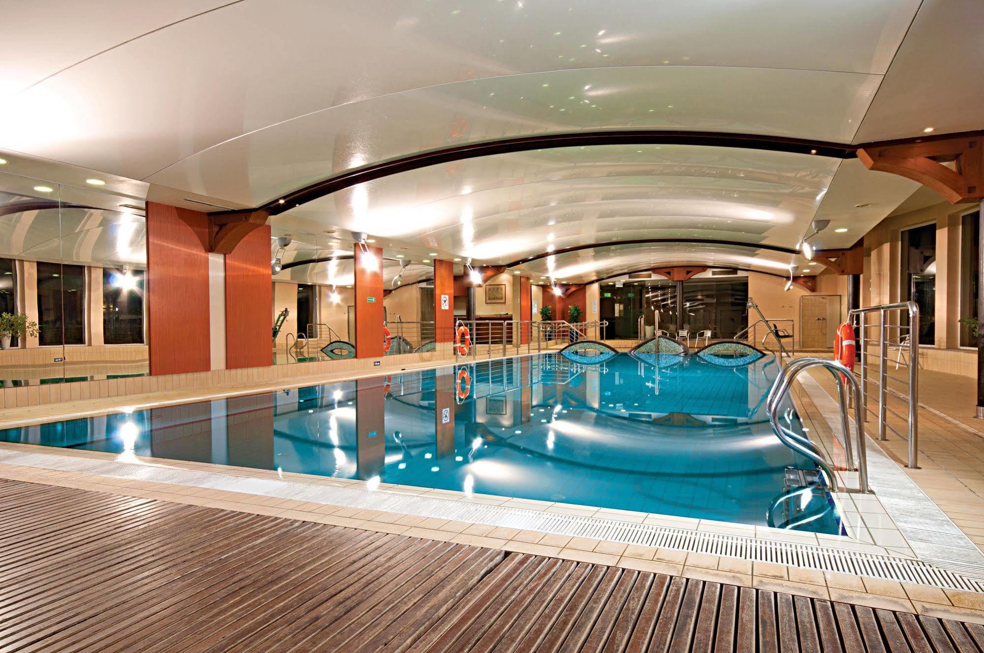 Leba Hotel & Spa מראה חיצוני תמונה