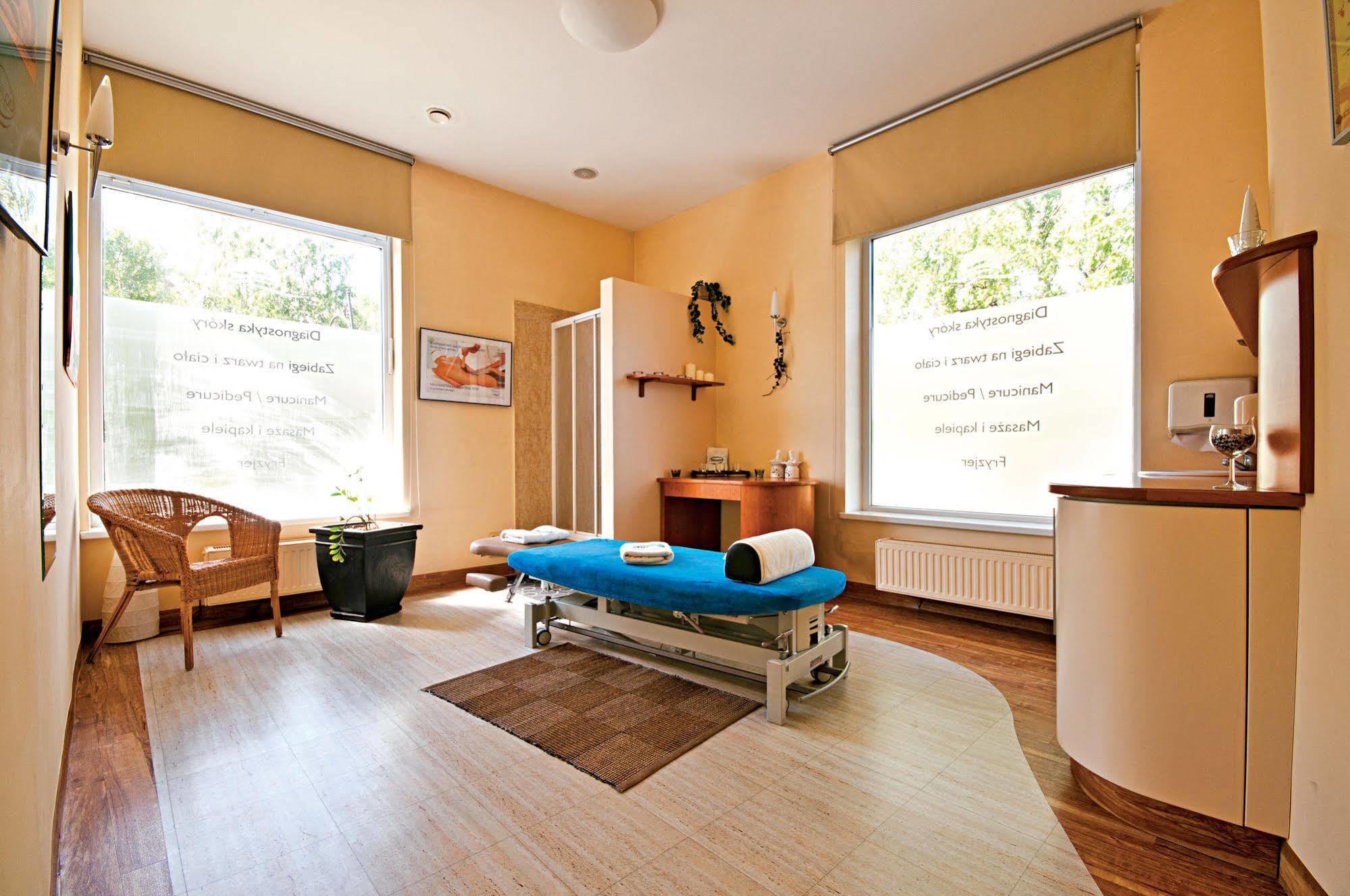 Leba Hotel & Spa מראה חיצוני תמונה