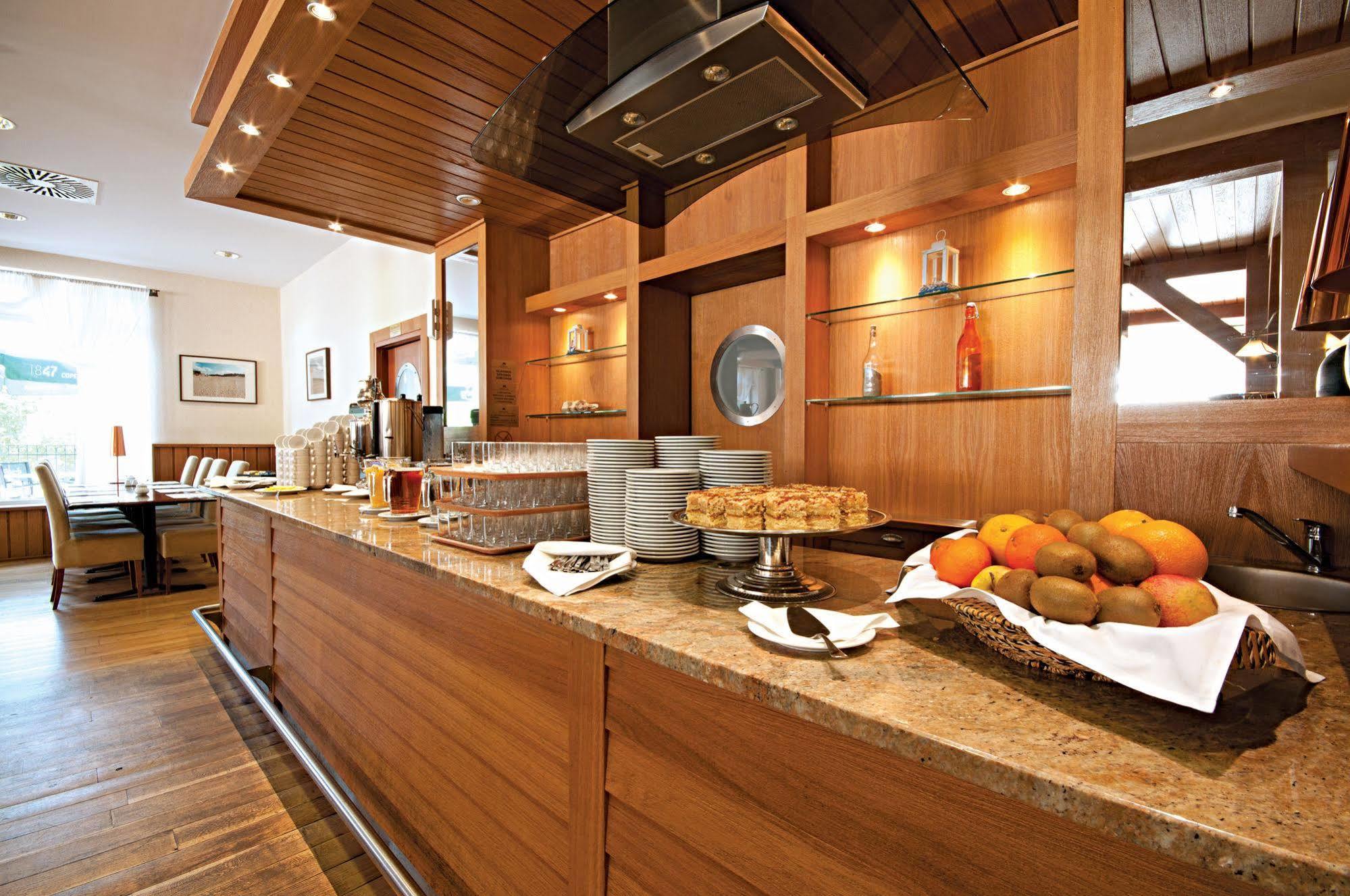 Leba Hotel & Spa מראה חיצוני תמונה