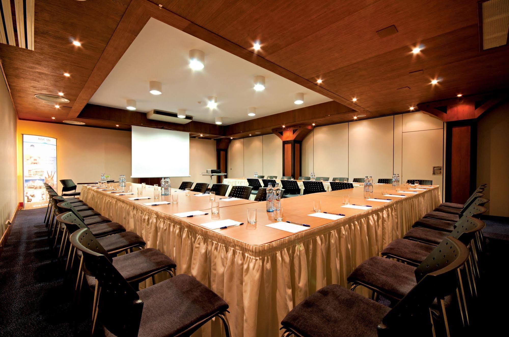 Leba Hotel & Spa מראה חיצוני תמונה