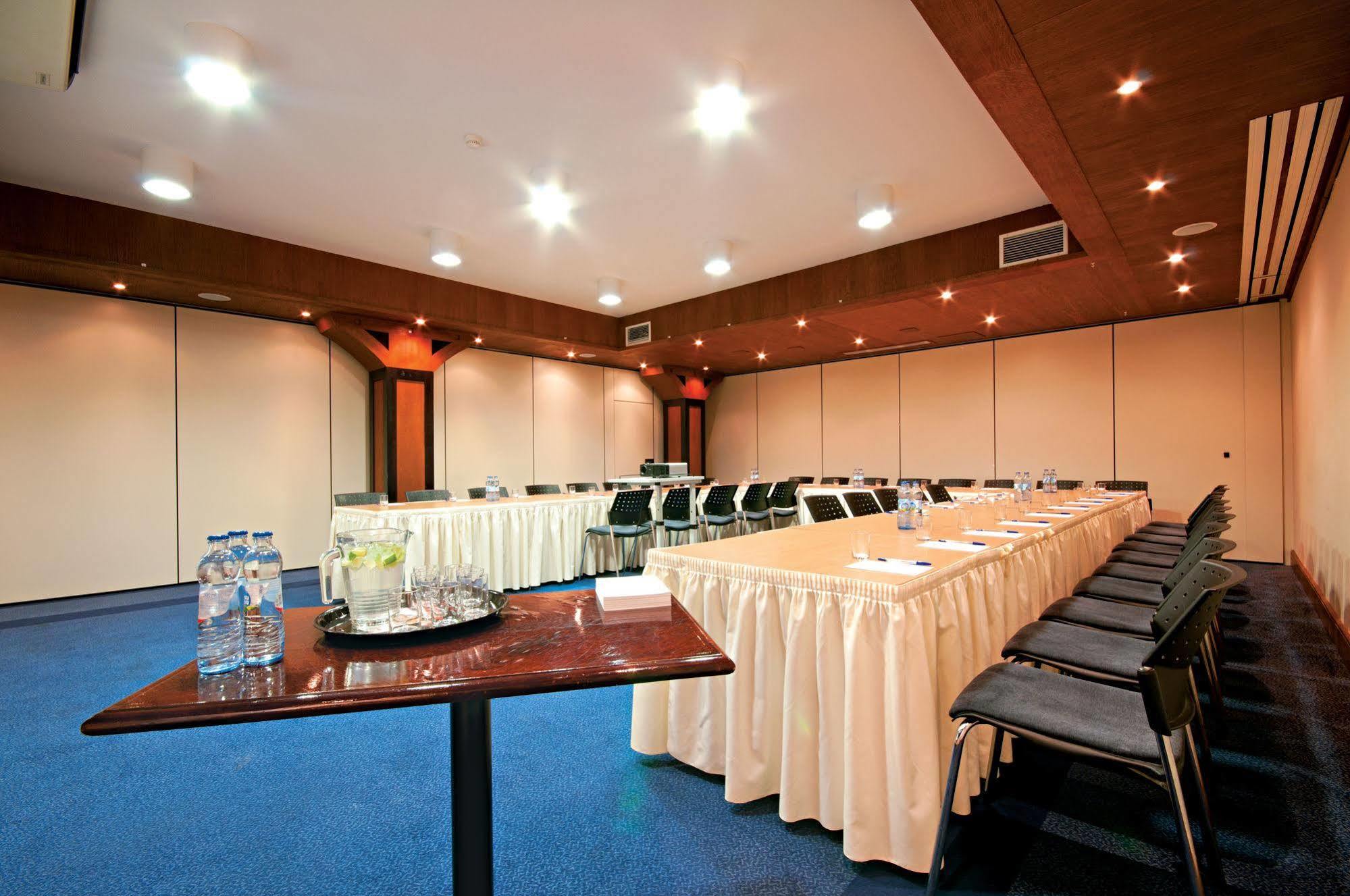 Leba Hotel & Spa מראה חיצוני תמונה